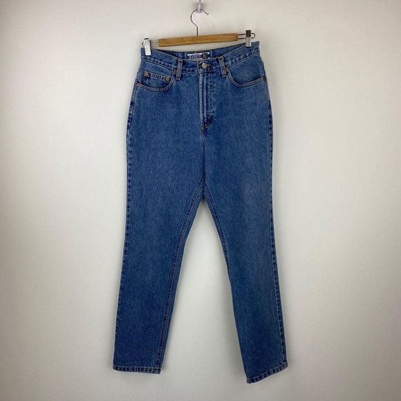 GAP Classic Fit Taper Medium Wash Jeans - Picture 1 of 7